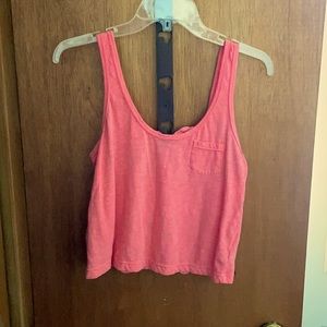 Cropped pink tank top